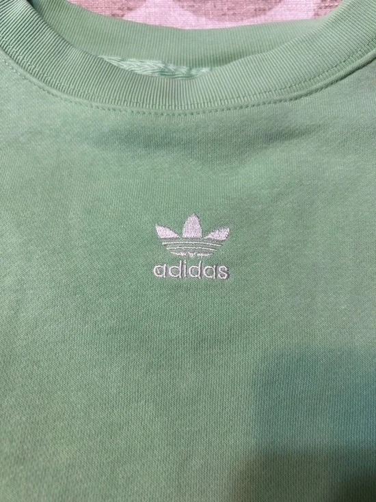 Light Green Adidas Cropped Sweatshirt with Small Embroidered Logo - Picture 4 of 8
